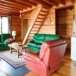 בית נופש Peaceful Retreat With Sauna Fraiture