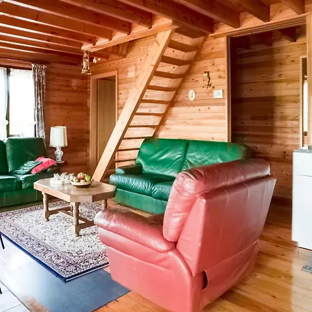 Vakantiehuis Peaceful Retreat With Sauna Fraiture