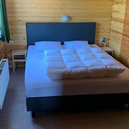 Peaceful Retreat With Sauna Vakantiehuis