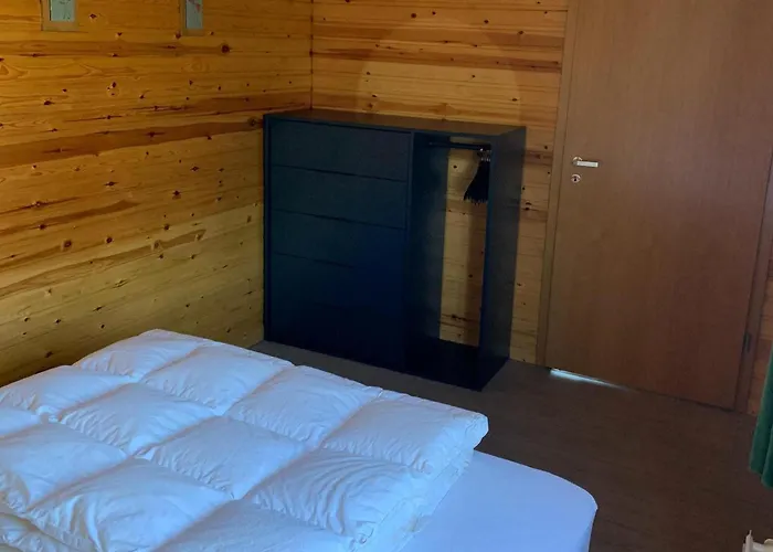 Hébergement de vacances Peaceful Retreat With Sauna *